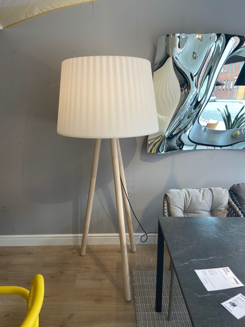 Chattels Agata Floor Lamp